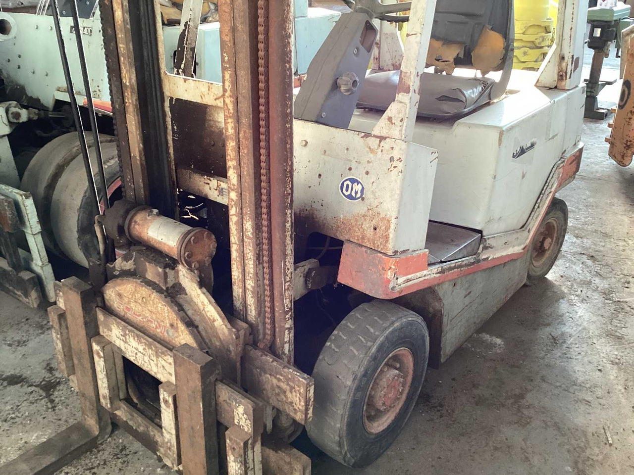 OM FORKLIFT - Chariot élévateur: photos 4 OM FORKLIFT - Chariot élévateur: photos 4