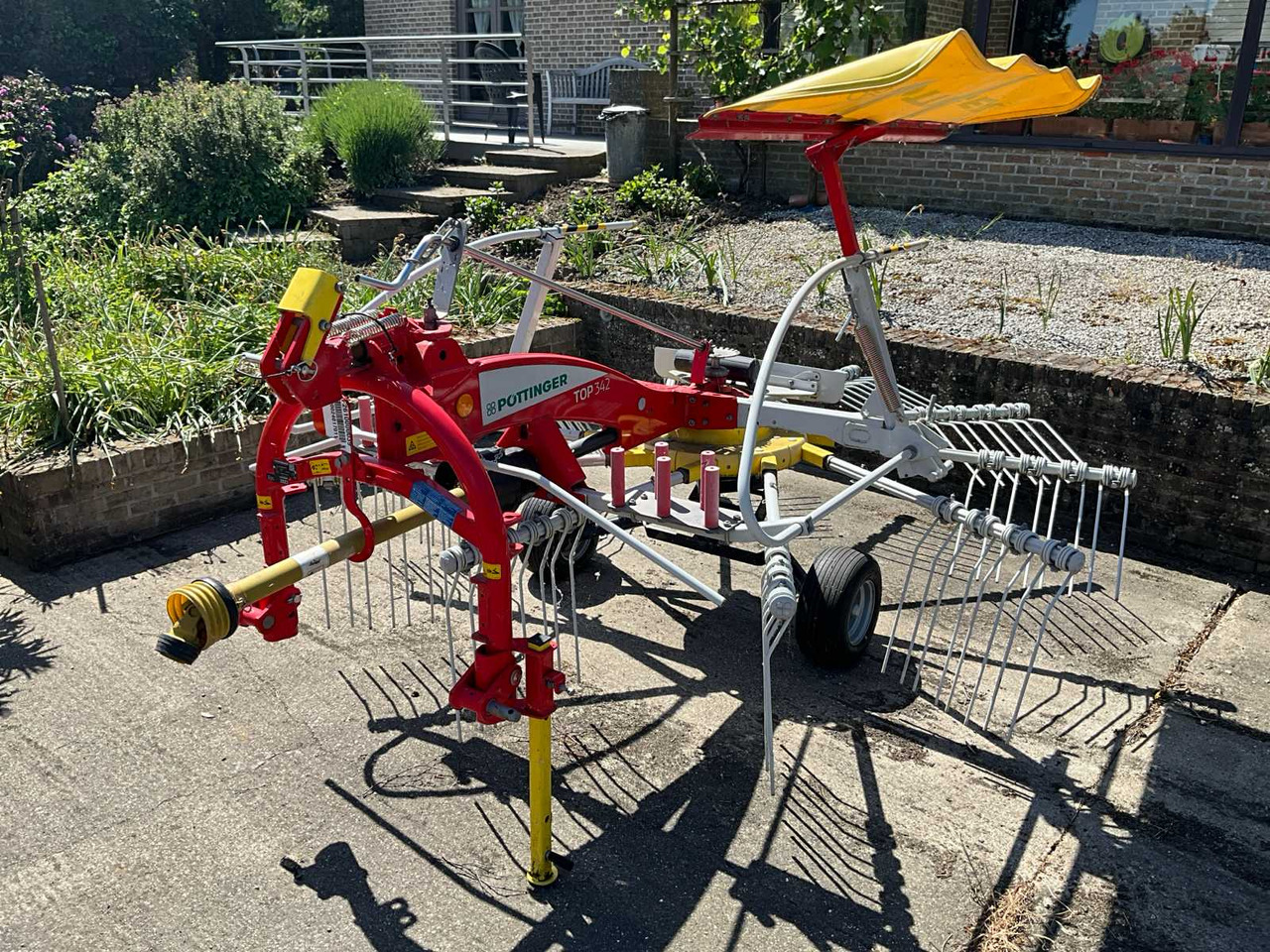 Pottinger TOP342 - Herse: photos 1 Pottinger TOP342 - Herse: photos 1