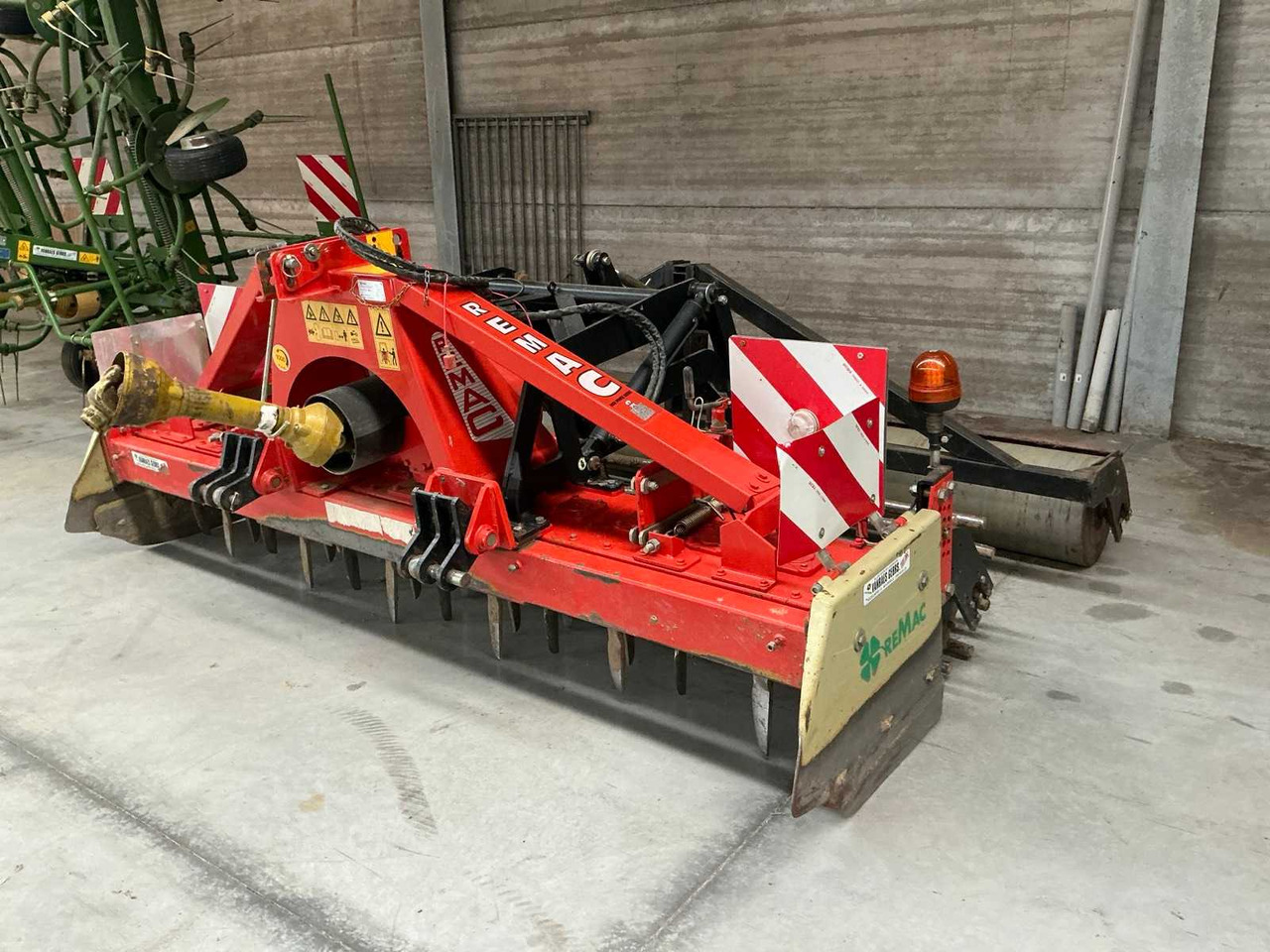 ReMac MX300 - Herse rotative: photos 1 ReMac MX300 - Herse rotative: photos 1