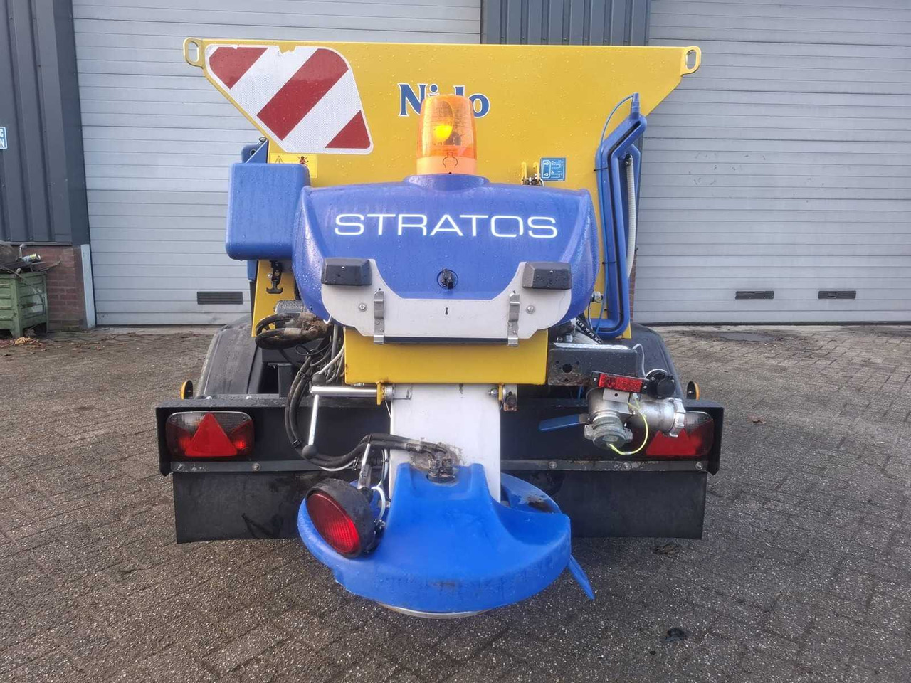 2011 ESVE NIDO STRATOS B11L-18 AWCXN-350 AWK 2700 TRAILER - Remorque: photos 5 2011 ESVE NIDO STRATOS B11L-18 AWCXN-350 AWK 2700 TRAILER - Remorque: photos 5