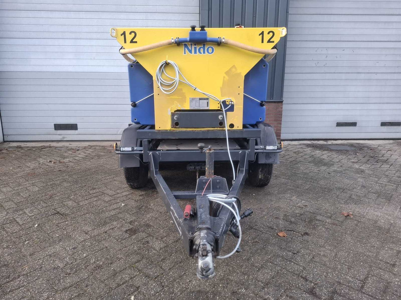 2011 ESVE NIDO STRATOS B11L-18 AWCXN-350 AWK 2700 TRAILER - Remorque: photos 2 2011 ESVE NIDO STRATOS B11L-18 AWCXN-350 AWK 2700 TRAILER - Remorque: photos 2