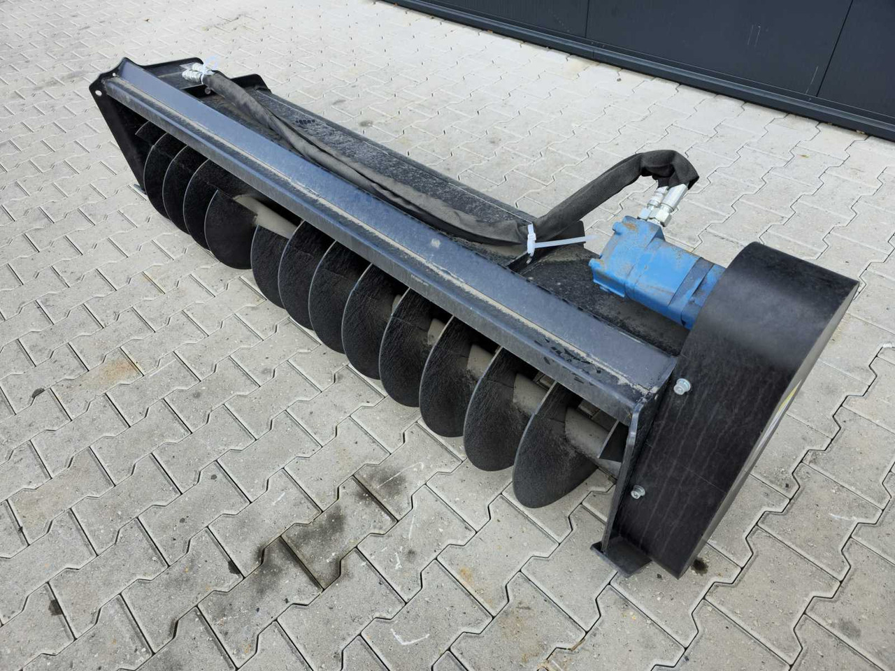Rhino-Cross 660x2160x750 - Outils du sol: photos 1 Rhino-Cross 660x2160x750 - Outils du sol: photos 1