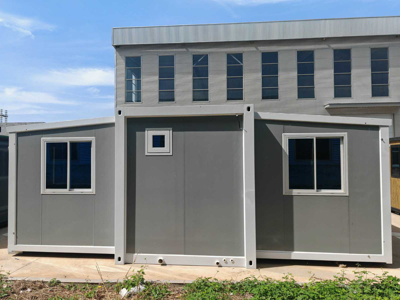 Rhino Houses 36,5 m2 - Conteneur comme habitat: photos 5 Rhino Houses 36,5 m2 - Conteneur comme habitat: photos 5