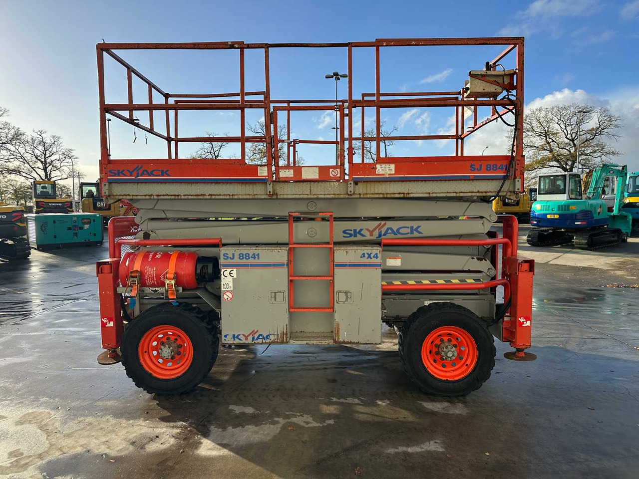 SKYJACK - 2009 - SJ-8841 - AERIAL PLATFORM - Nacelle: photos 4 SKYJACK - 2009 - SJ-8841 - AERIAL PLATFORM - Nacelle: photos 4