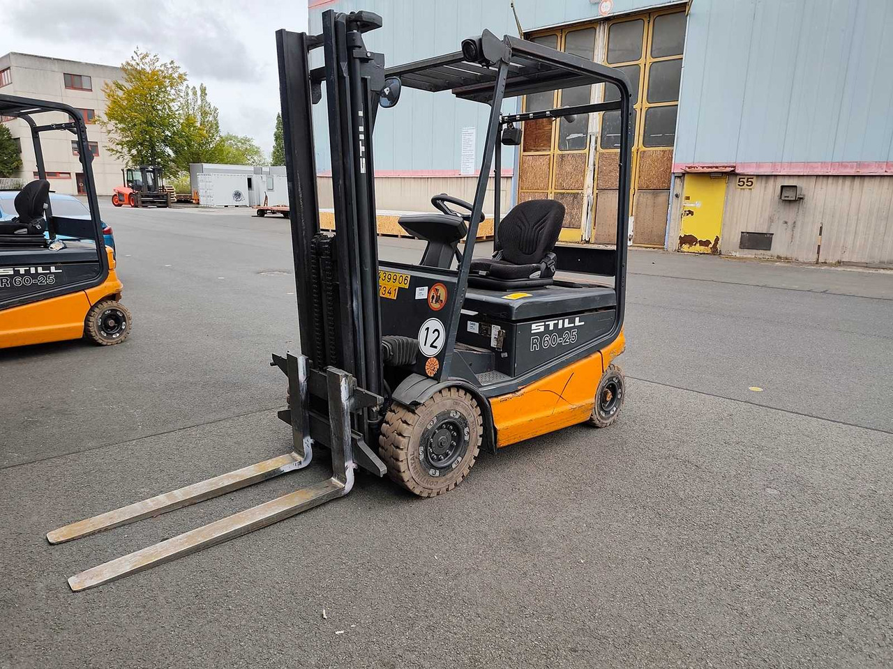 STILL - R 60-25 - FORKLIFT TRUCKS ELECTRIC WITHOUT BATTERY - 1999 - Chariot élévateur: photos 5 STILL - R 60-25 - FORKLIFT TRUCKS ELECTRIC WITHOUT BATTERY - 1999 - Chariot élévateur: photos 5