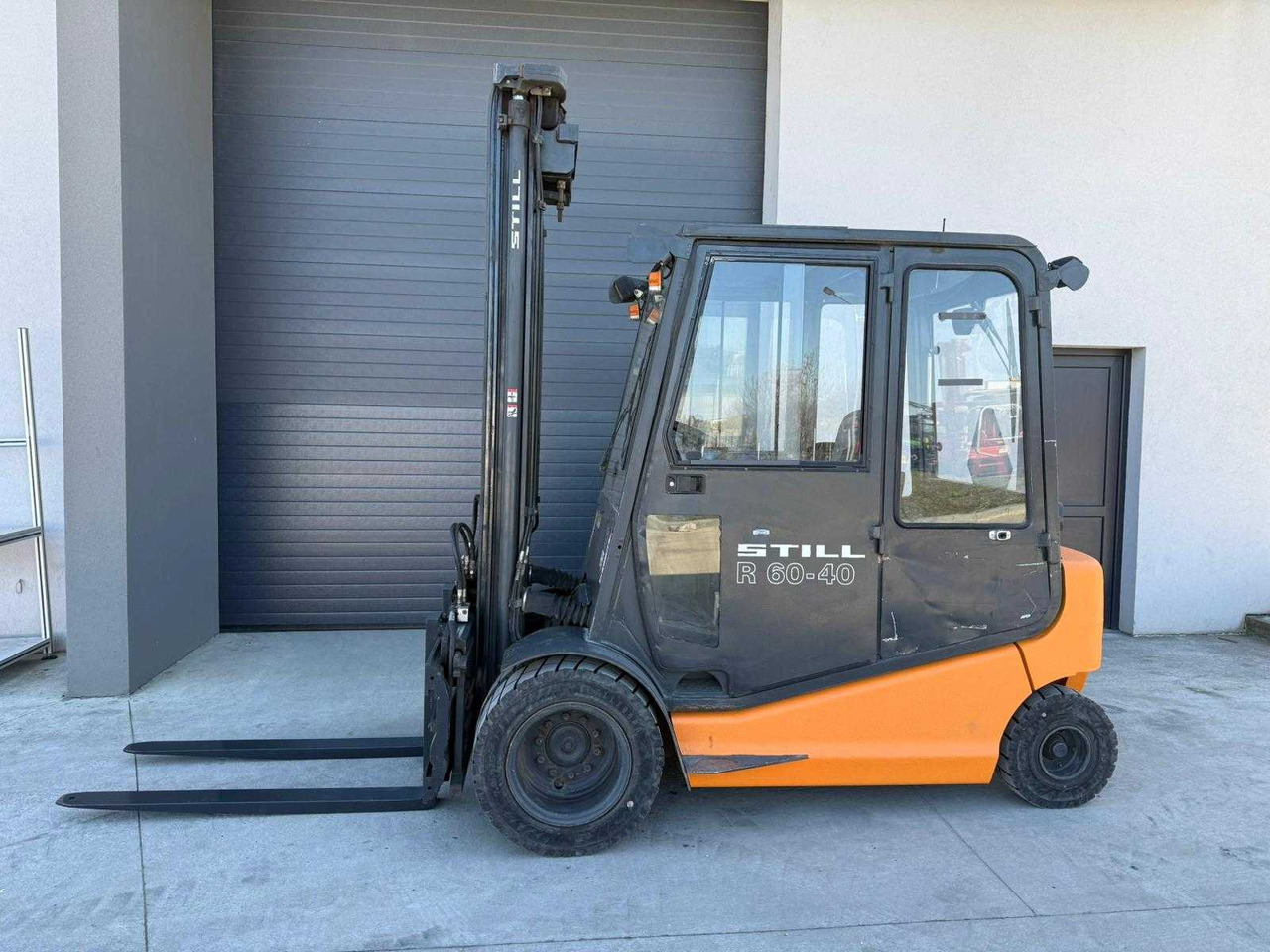 STILL - R60-40 - FORKLIFT TRUCKS - 2004 - Chariot élévateur: photos 4 STILL - R60-40 - FORKLIFT TRUCKS - 2004 - Chariot élévateur: photos 4