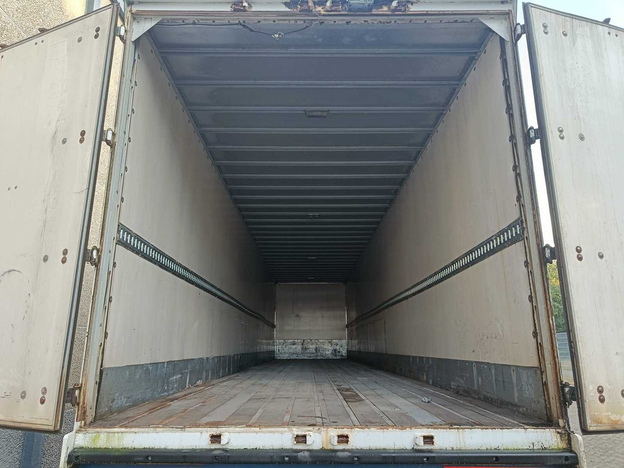 1992 RENDERS ROC 12.18 SEMI-TRAILER - Semi-remorque: photos 3 1992 RENDERS ROC 12.18 SEMI-TRAILER - Semi-remorque: photos 3