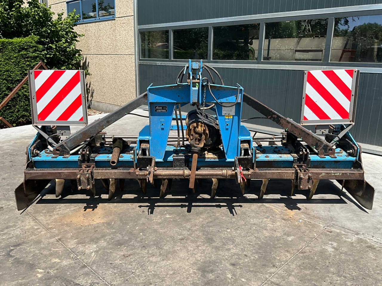 Sicma King 3000 - Herse rotative: photos 2 Sicma King 3000 - Herse rotative: photos 2