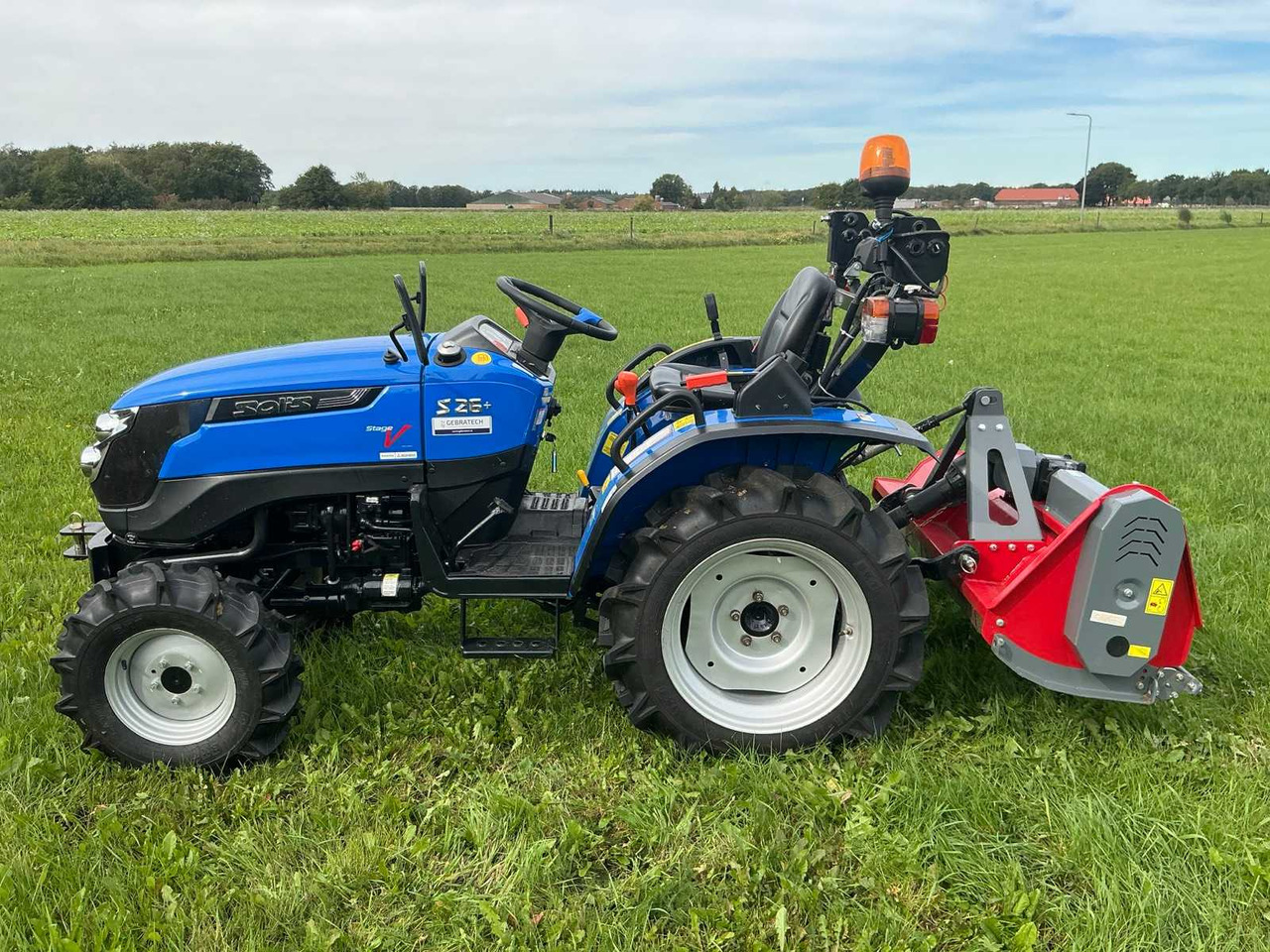 Solis S26 + - Micro tracteur: photos 3 Solis S26 + - Micro tracteur: photos 3