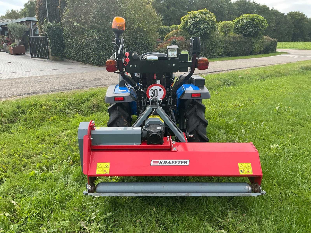 Solis S26 + - Micro tracteur: photos 4 Solis S26 + - Micro tracteur: photos 4
