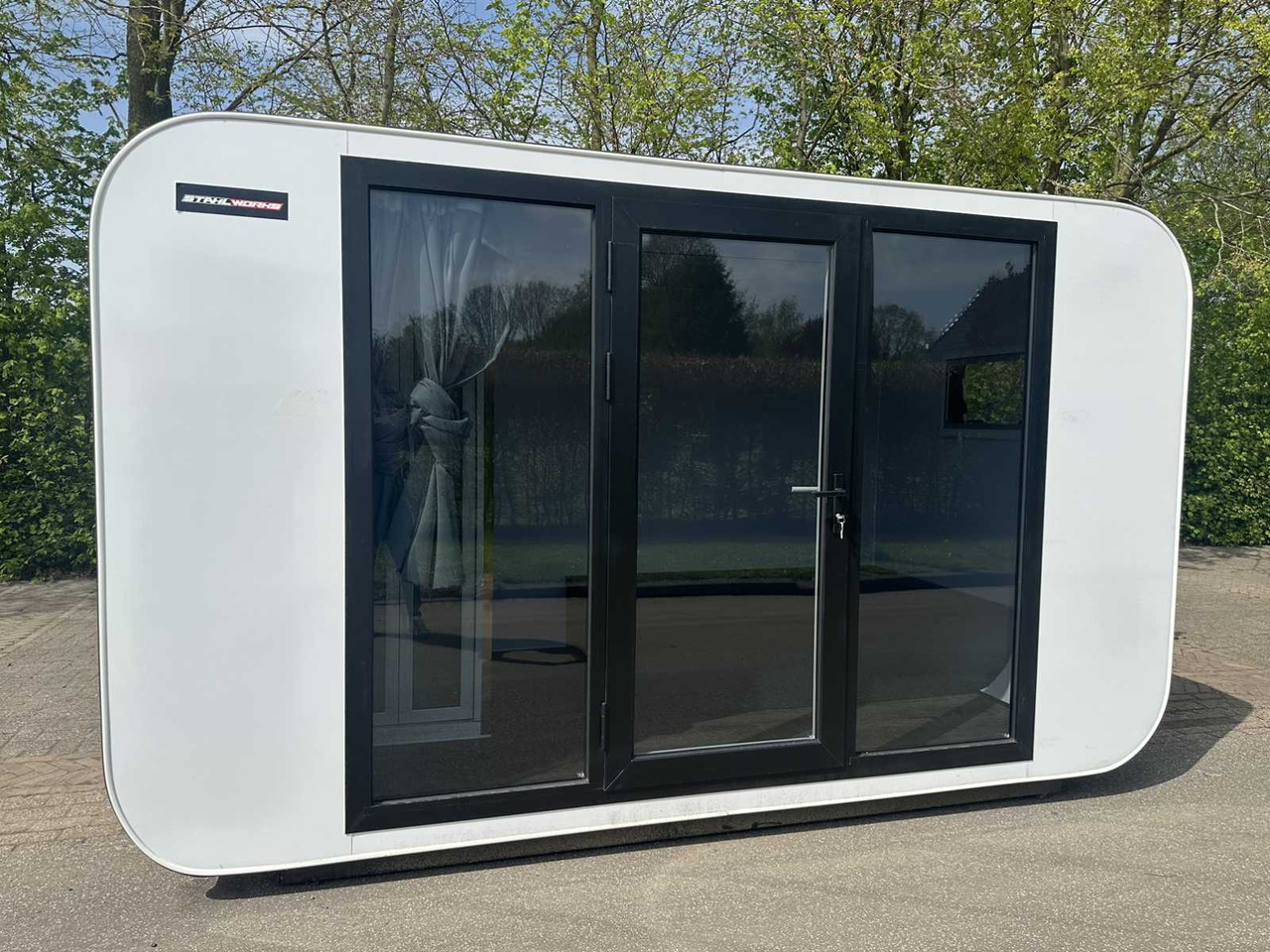 Stahlworks Eco 4000 A Wit - Conteneur comme habitat: photos 1 Stahlworks Eco 4000 A Wit - Conteneur comme habitat: photos 1