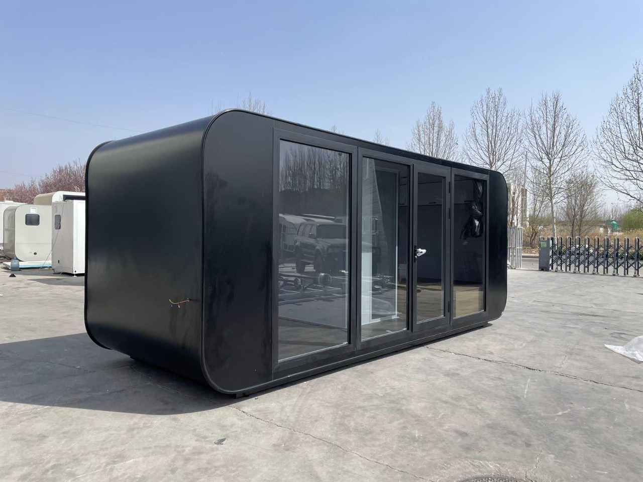 Stahlworks Eco 6000 A Zwart - Conteneur comme habitat: photos 2 Stahlworks Eco 6000 A Zwart - Conteneur comme habitat: photos 2
