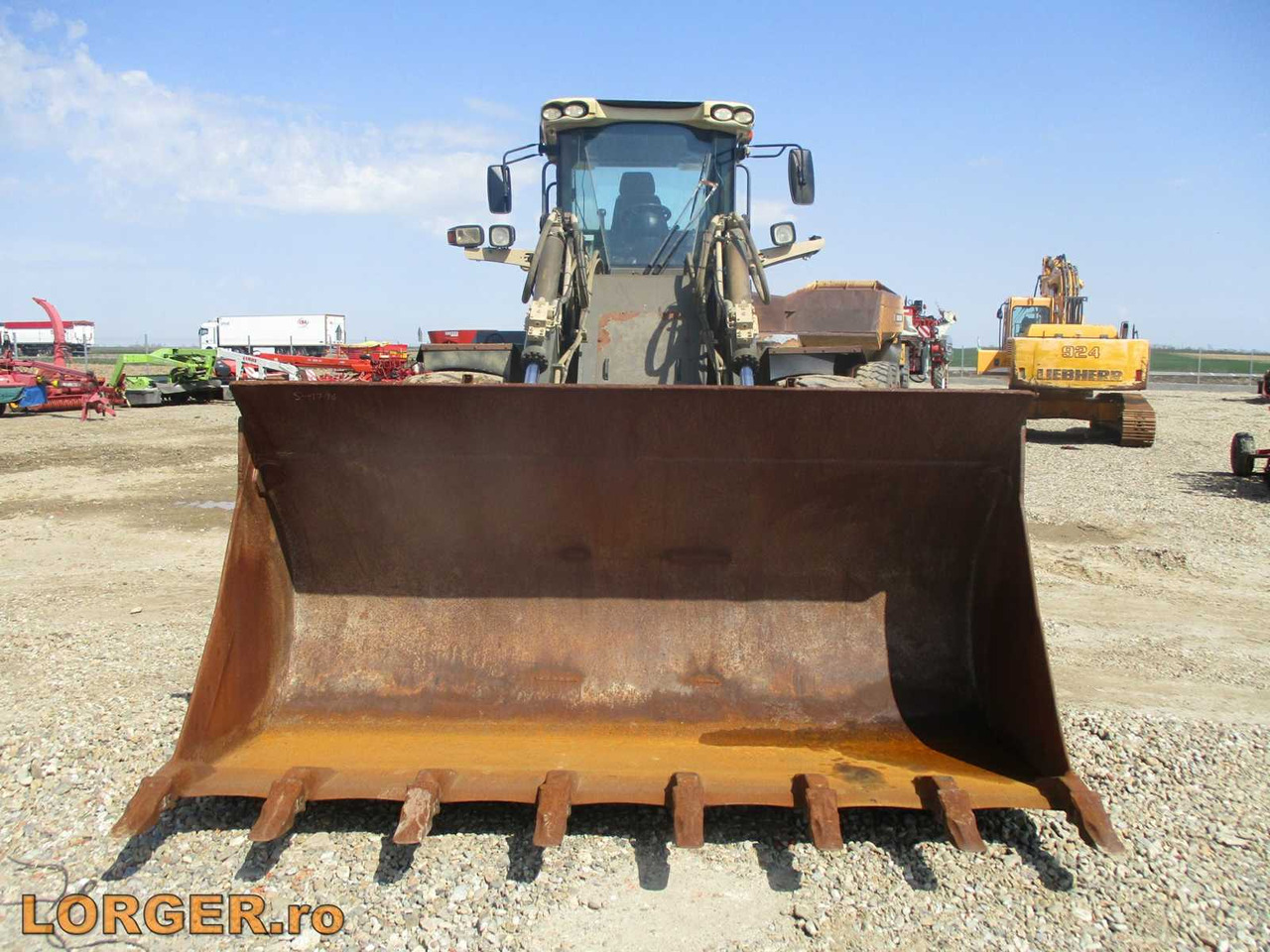 TEREX TL 450 WHEEL LOADER - Chargeuse sur pneus: photos 5 TEREX TL 450 WHEEL LOADER - Chargeuse sur pneus: photos 5