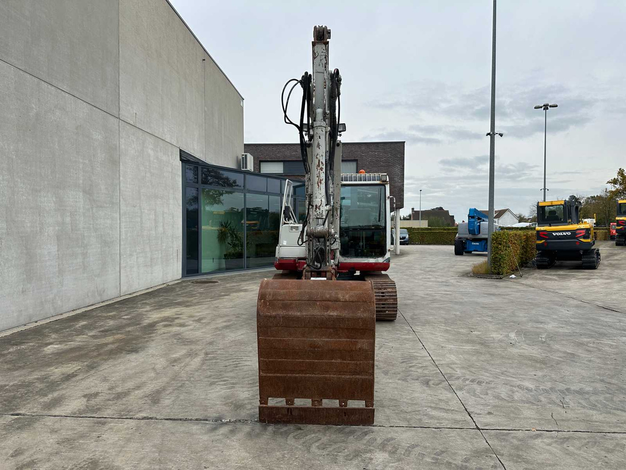 Takeuchi TB175 - Pelle sur chenille: photos 2 Takeuchi TB175 - Pelle sur chenille: photos 2