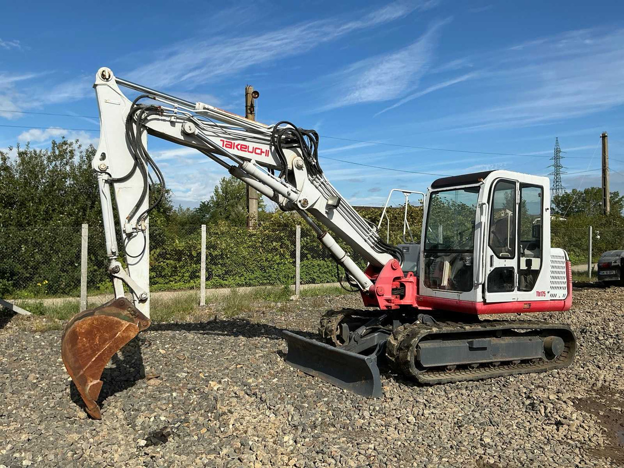 Takeuchi TB175 - Pelle sur chenille: photos 1 Takeuchi TB175 - Pelle sur chenille: photos 1