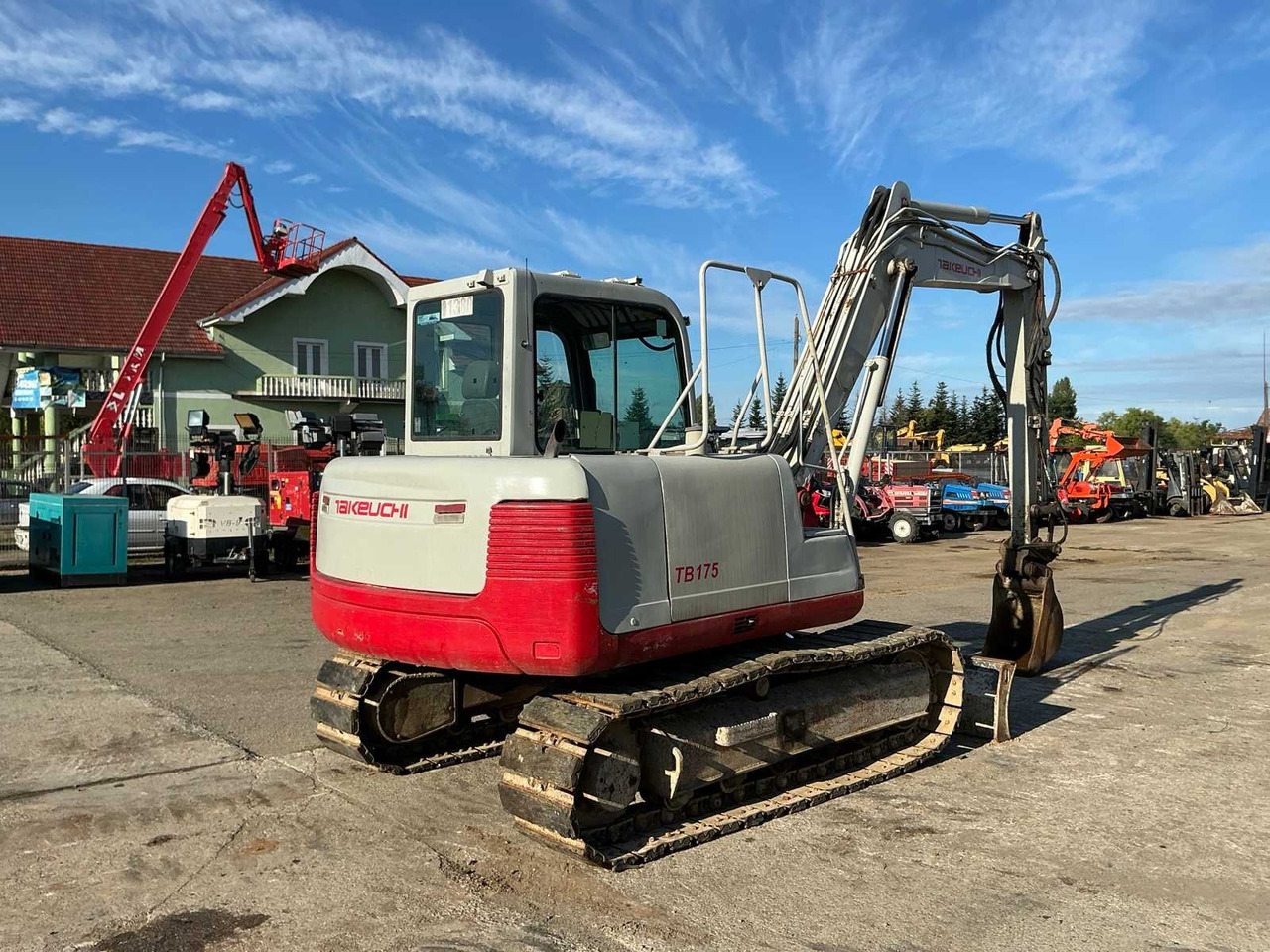 Takeuchi TB175 - Pelle sur chenille: photos 2 Takeuchi TB175 - Pelle sur chenille: photos 2