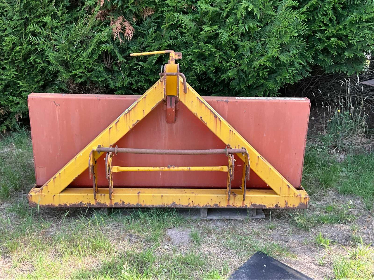Tipping body for tractor - Benne agricole: photos 2 Tipping body for tractor - Benne agricole: photos 2