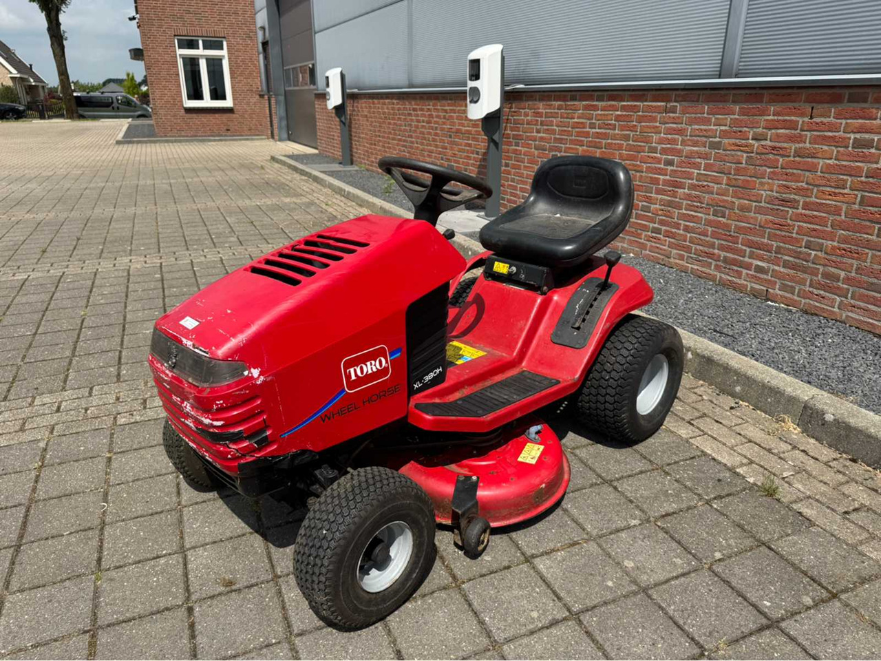 Toro XL 380H - Motofaucheuse: photos 1 Toro XL 380H - Motofaucheuse: photos 1