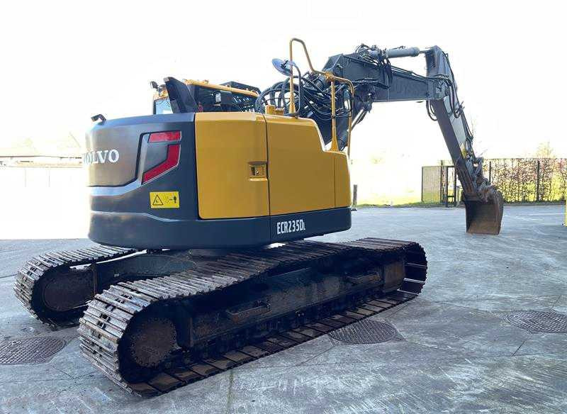 VOLVO - 2014 - ECR 235 DL - CRAWLER EXCAVATOR - Pelle sur pneus: photos 5 VOLVO - 2014 - ECR 235 DL - CRAWLER EXCAVATOR - Pelle sur pneus: photos 5