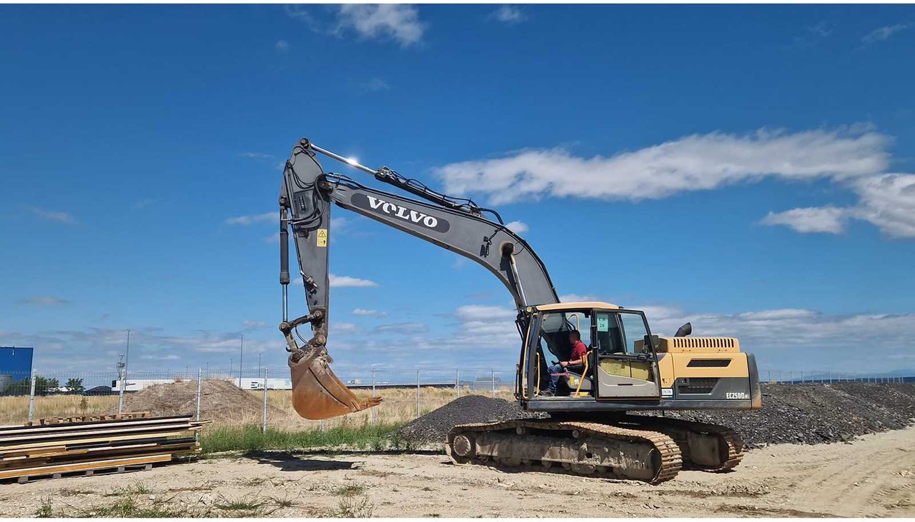 VOLVO EC 250 DNL - Pelle sur chenille: photos 5 VOLVO EC 250 DNL - Pelle sur chenille: photos 5
