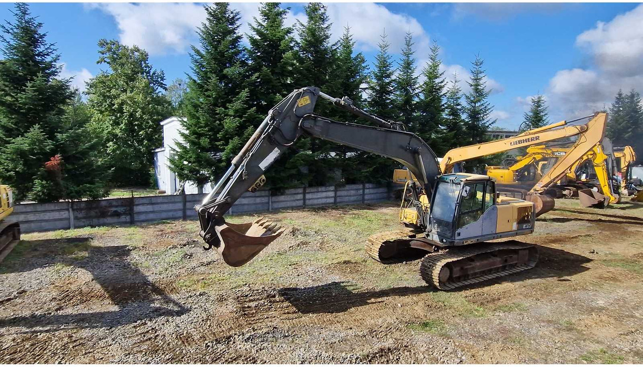 VOLVO EC210CL - Pelle sur chenille: photos 3 VOLVO EC210CL - Pelle sur chenille: photos 3
