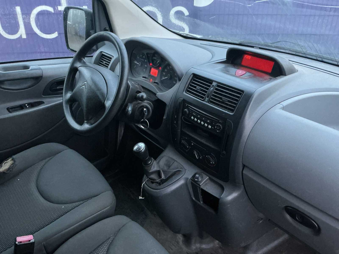 Véhicule utilitaire 2007 - CITROEN - JUMPY - 12 1.6 HDI L1 H1 - COMMERCIAL VEHICLE: photos 8