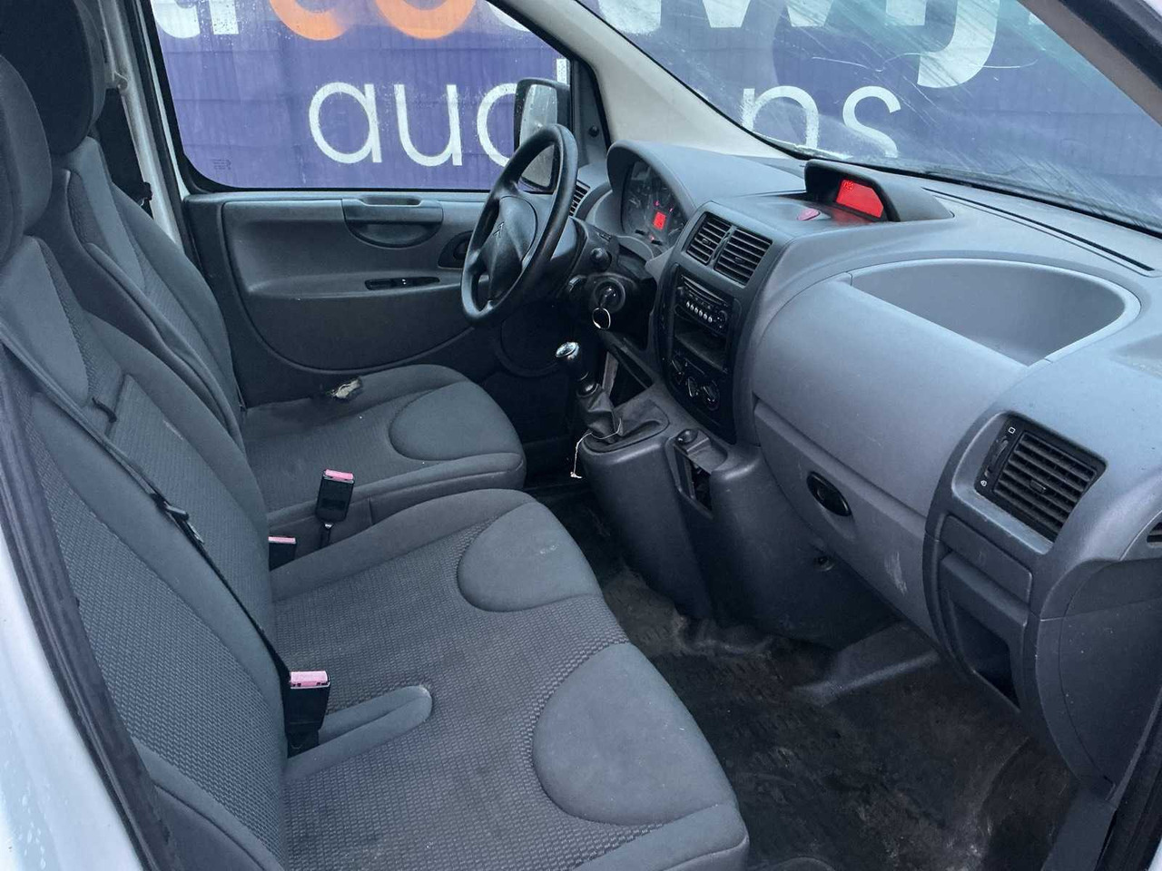 Véhicule utilitaire 2007 - CITROEN - JUMPY - 12 1.6 HDI L1 H1 - COMMERCIAL VEHICLE: photos 7