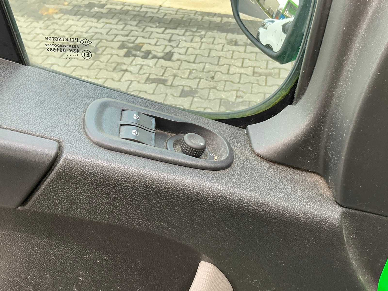 Véhicule utilitaire 2013 NISSAN NV400 2.3DCI L1H1 VISIA COMMERCIAL VEHICLE: photos 21 Véhicule utilitaire 2013 NISSAN NV400 2.3DCI L1H1 VISIA COMMERCIAL VEHICLE: photos 21