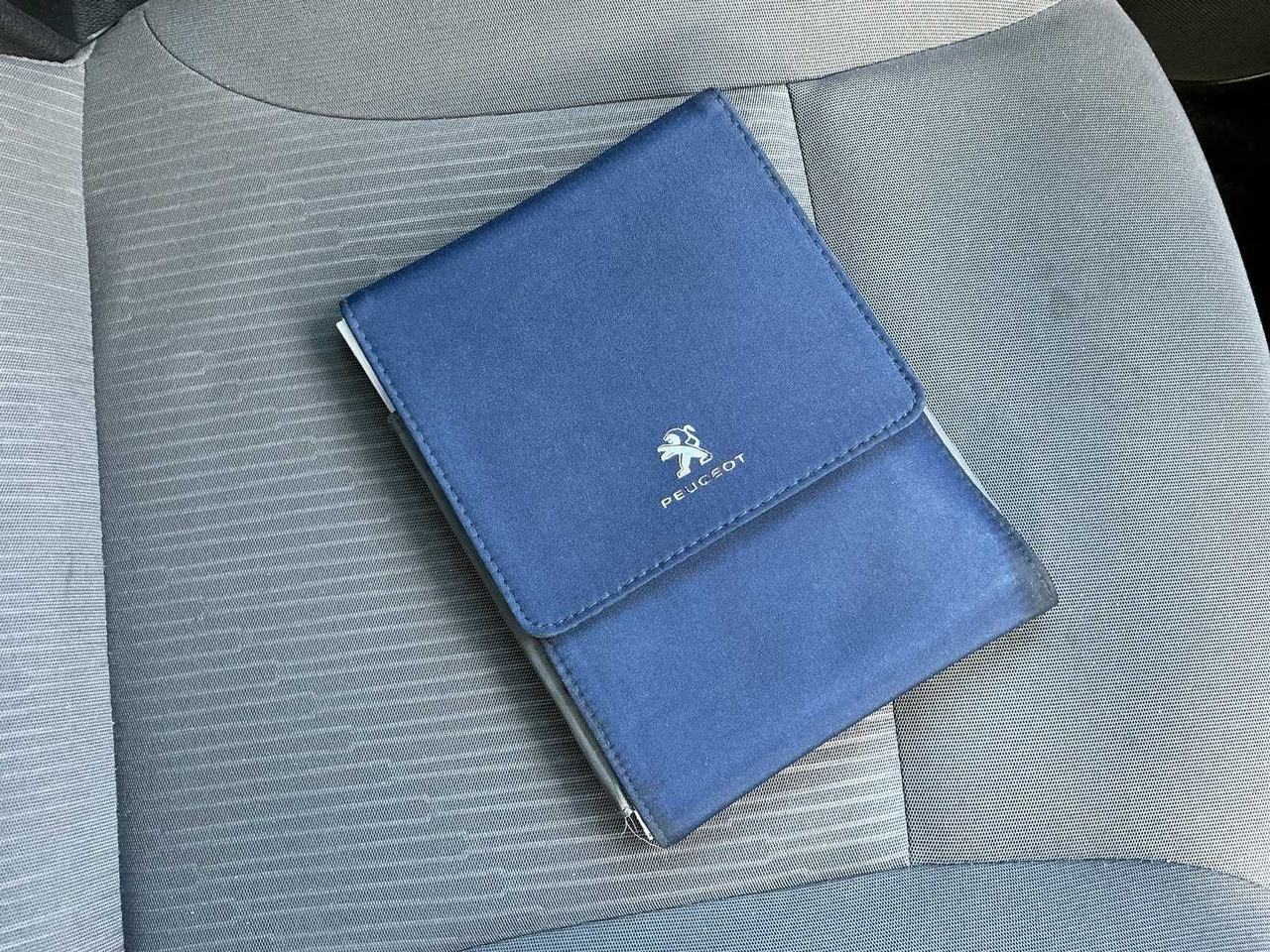 Véhicule utilitaire 2014 - PEUGEOT - PARTNER - 120 1.6 HDI L1XR PR+ - COMMERCIAL VEHICLE: photos 13 Véhicule utilitaire 2014 - PEUGEOT - PARTNER - 120 1.6 HDI L1XR PR+ - COMMERCIAL VEHICLE: photos 13