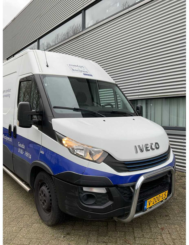 2018 IVECO DAILY 35S12 - L1H2 - EURO 6 - AUTOMATIC - 2.3L - Véhicule utilitaire: photos 2 2018 IVECO DAILY 35S12 - L1H2 - EURO 6 - AUTOMATIC - 2.3L - Véhicule utilitaire: photos 2
