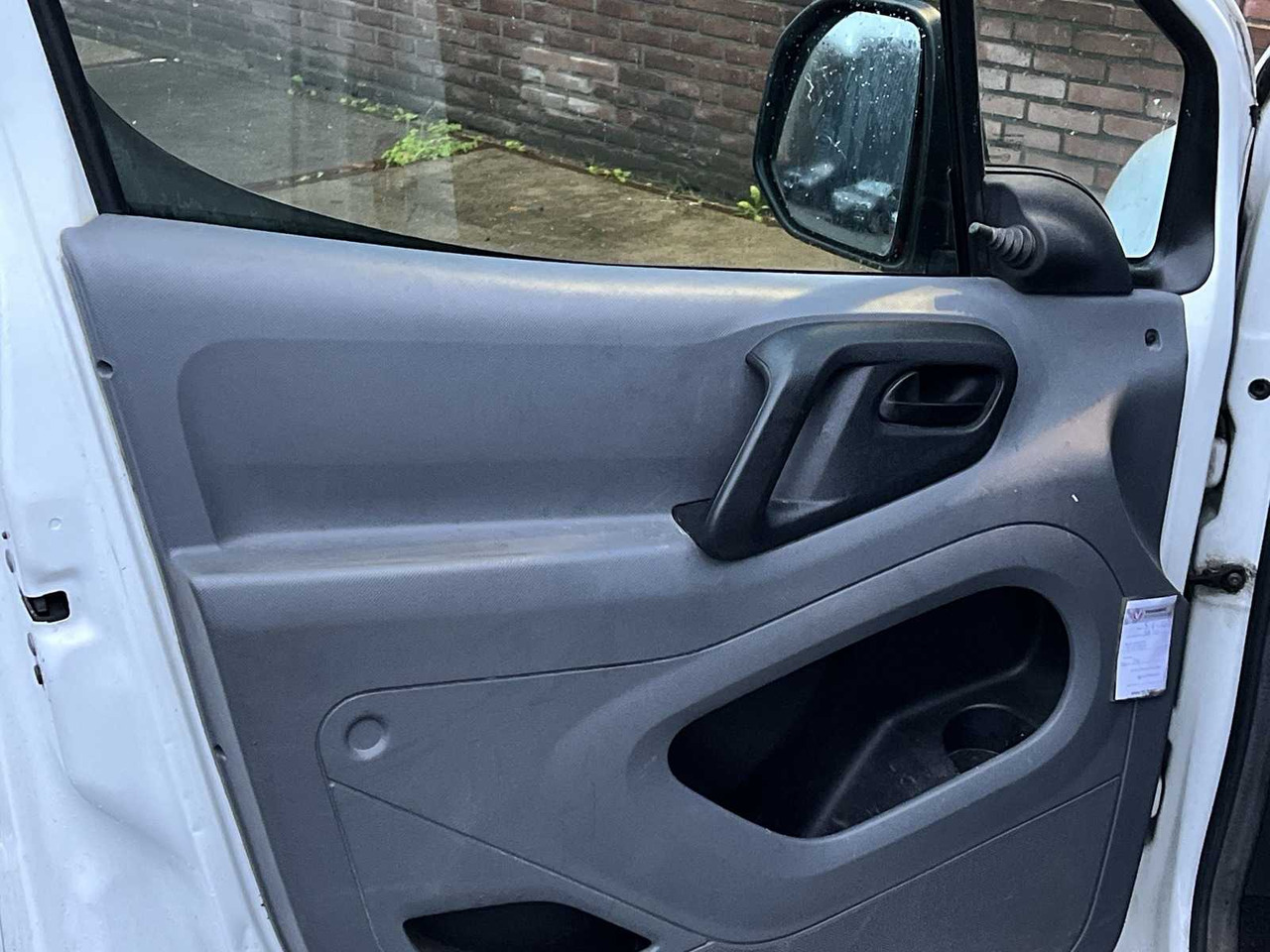 Véhicule utilitaire CITROEN BERLINGO 1.6 HDI 500 COMFORT | VD-091-R I: photos 12 Véhicule utilitaire CITROEN BERLINGO 1.6 HDI 500 COMFORT | VD-091-R I: photos 12