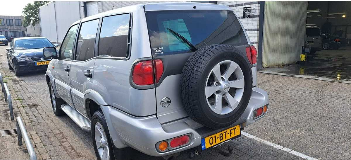 NISSAN - TERRANO LL - 3.0 DI LUXURY SR-B - 01-BT-FT - COMMERCIAL VEHICLE - Véhicule utilitaire: photos 5 NISSAN - TERRANO LL - 3.0 DI LUXURY SR-B - 01-BT-FT - COMMERCIAL VEHICLE - Véhicule utilitaire: photos 5