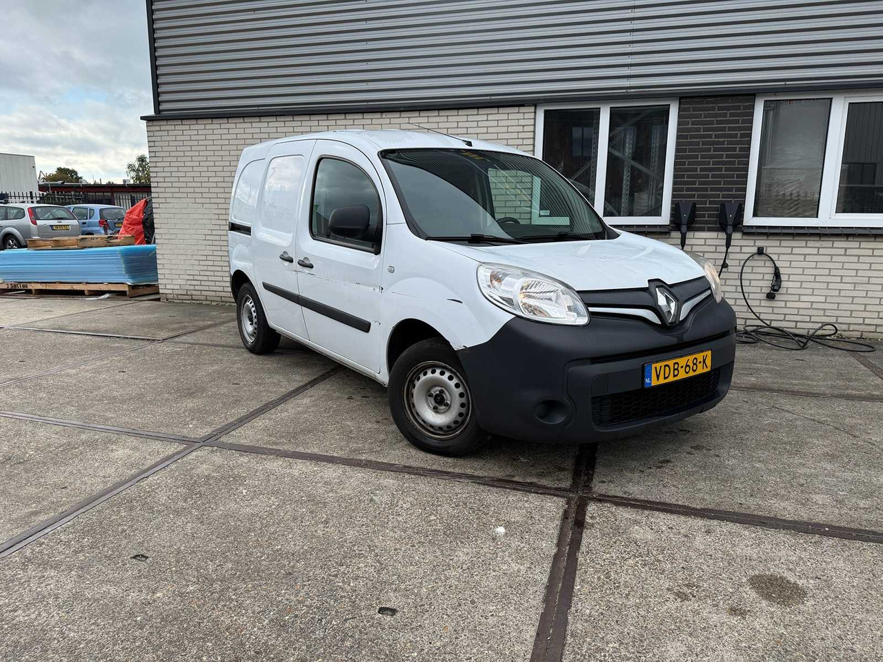 RENAULT - KANGOO - 1.5 DCI 75 COMFORT - COMMERCIAL VEHICLE - Véhicule utilitaire: photos 2 RENAULT - KANGOO - 1.5 DCI 75 COMFORT - COMMERCIAL VEHICLE - Véhicule utilitaire: photos 2