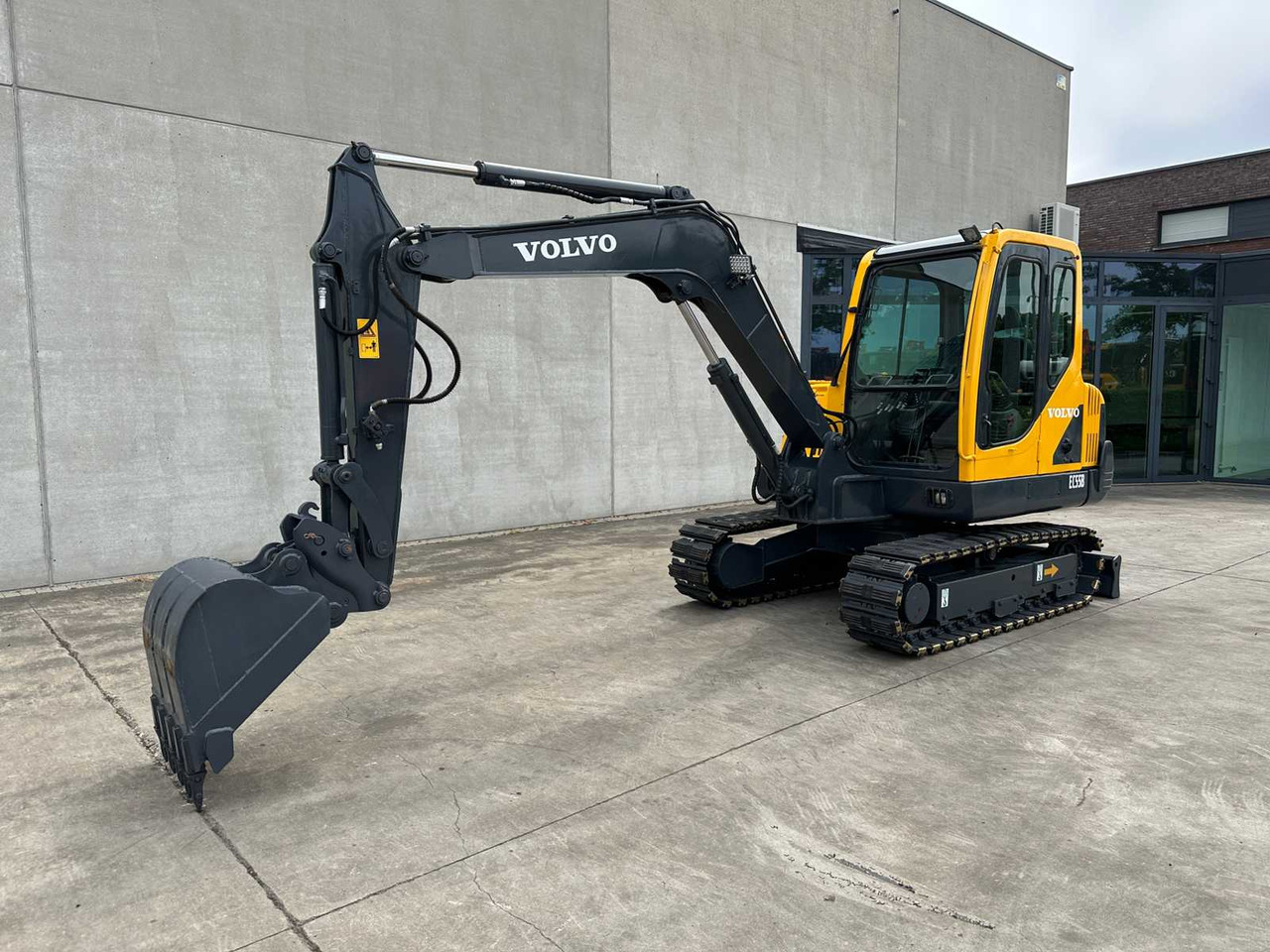 Volvo EC55B - Pelle sur chenille: photos 1 Volvo EC55B - Pelle sur chenille: photos 1