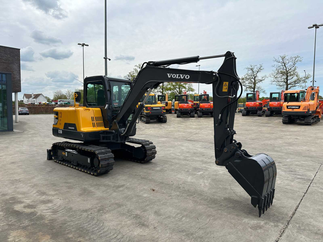 Volvo EC55D - Pelle sur chenille: photos 3 Volvo EC55D - Pelle sur chenille: photos 3
