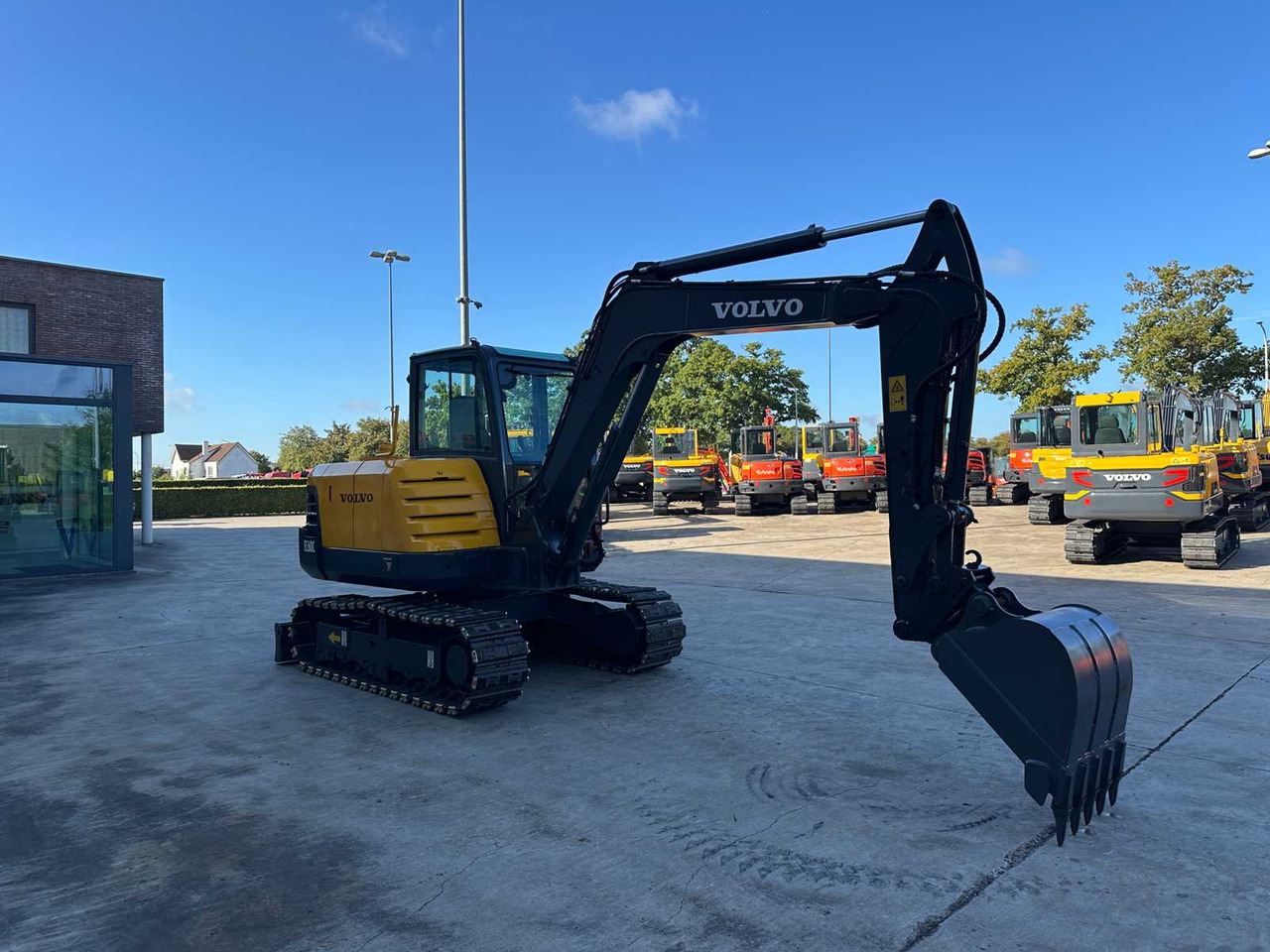 Volvo EC60C - Pelle sur chenille: photos 3 Volvo EC60C - Pelle sur chenille: photos 3