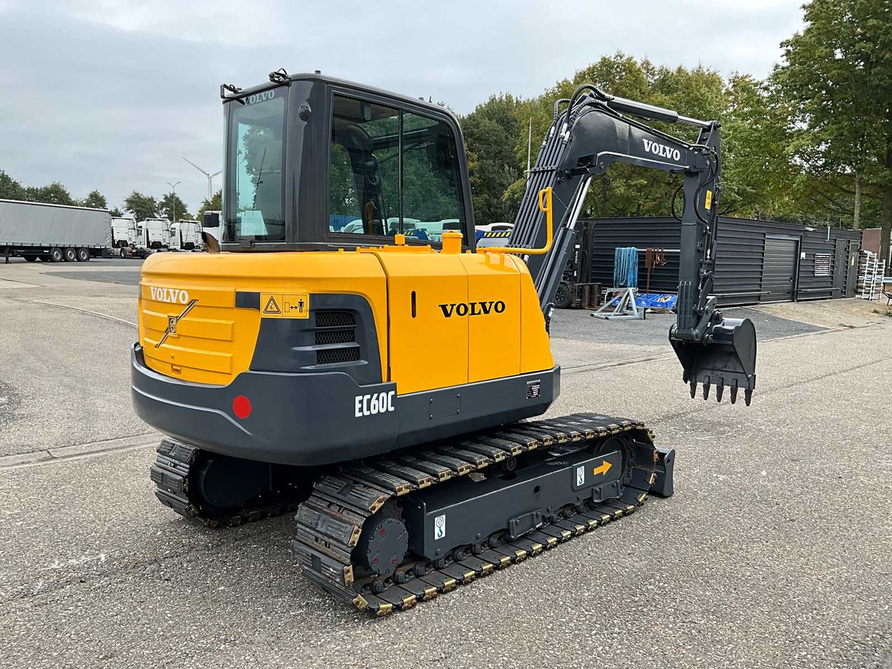 Volvo EC60C - Pelle sur chenille: photos 5 Volvo EC60C - Pelle sur chenille: photos 5