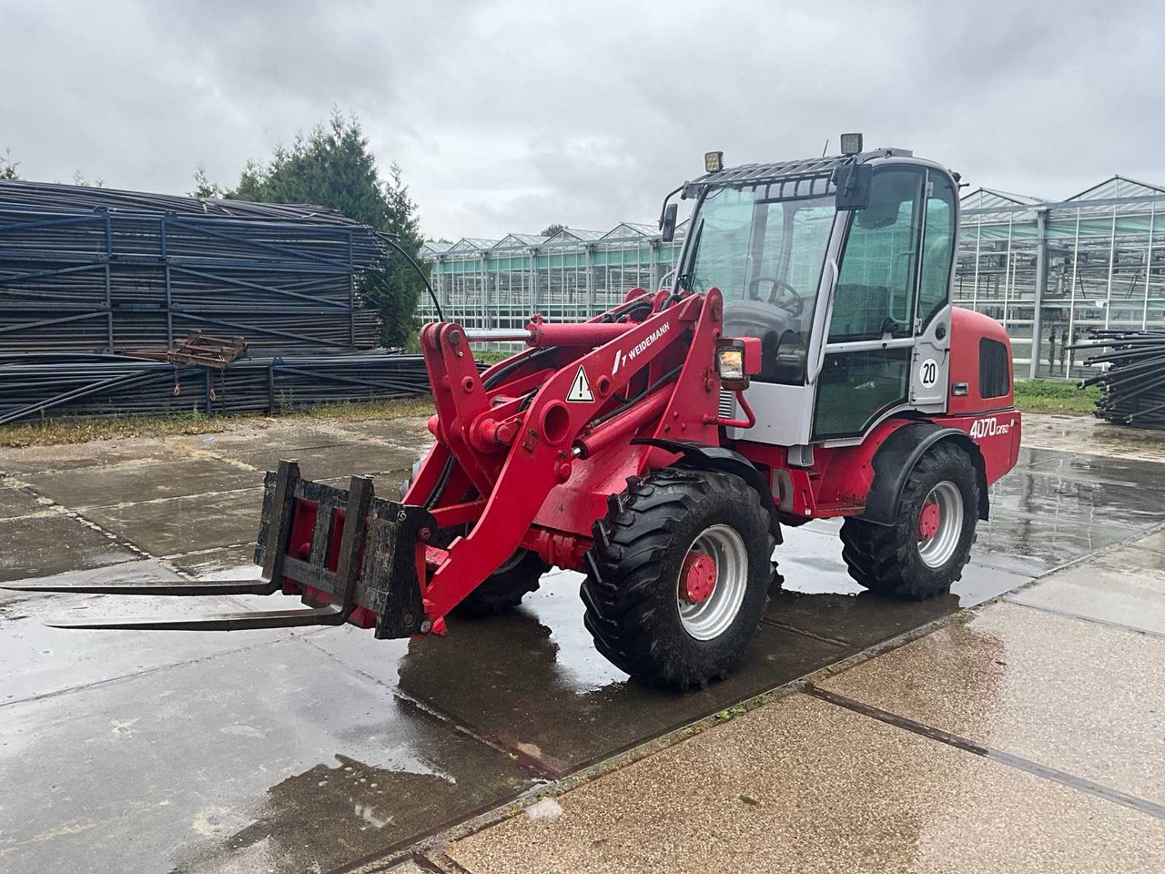 Weidemann 4070 - Chargeuse sur pneus: photos 1 Weidemann 4070 - Chargeuse sur pneus: photos 1
