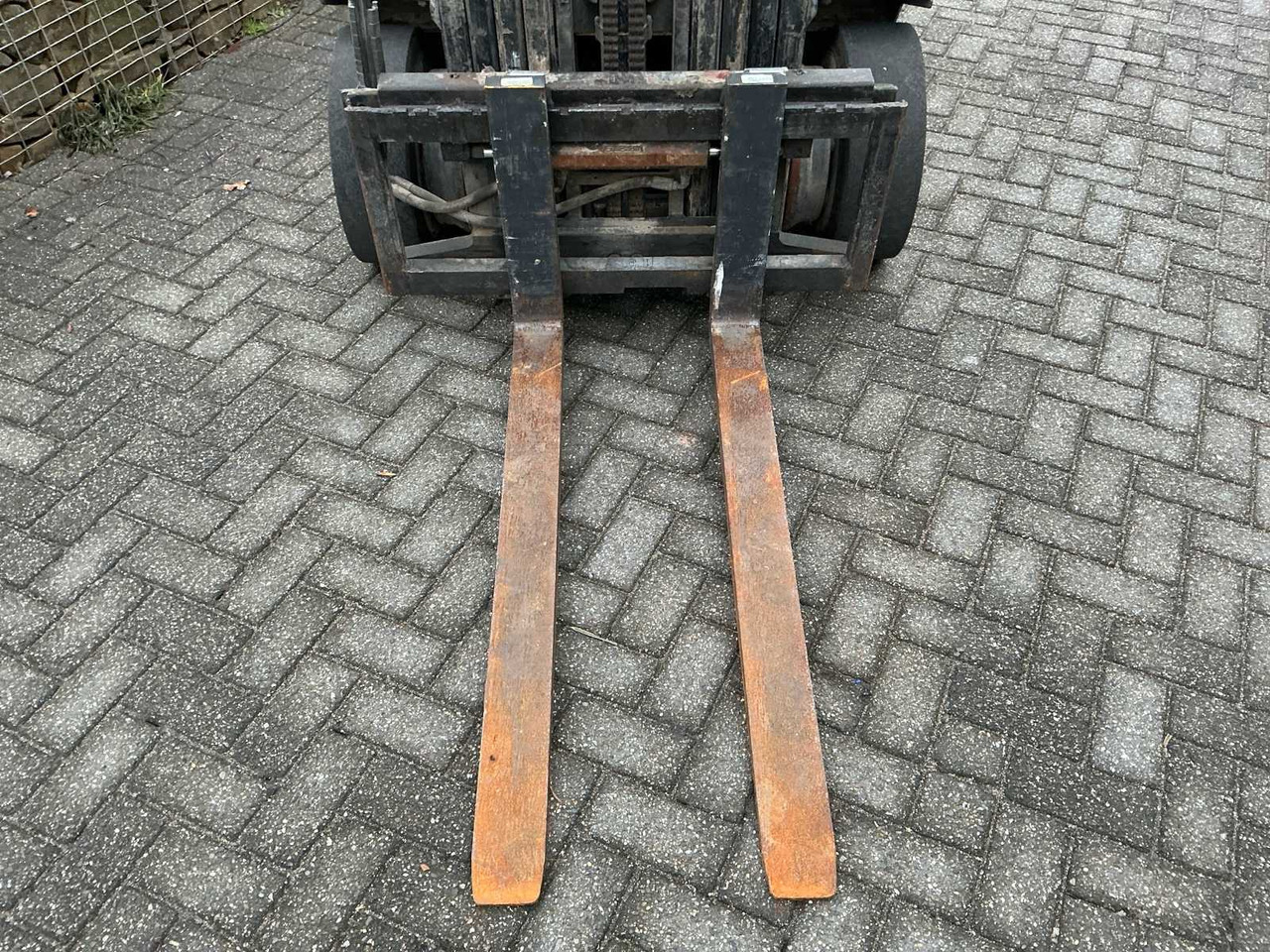 YALE - 1997 - ERC 25 AFG - FORKLIFT TRUCK - Chariot élévateur: photos 5 YALE - 1997 - ERC 25 AFG - FORKLIFT TRUCK - Chariot élévateur: photos 5