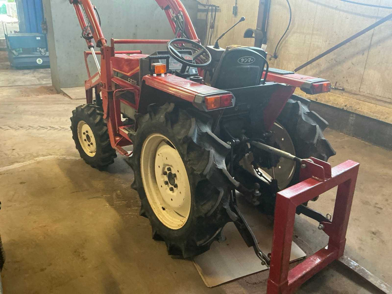 Yanmar F235 - Micro tracteur: photos 5 Yanmar F235 - Micro tracteur: photos 5