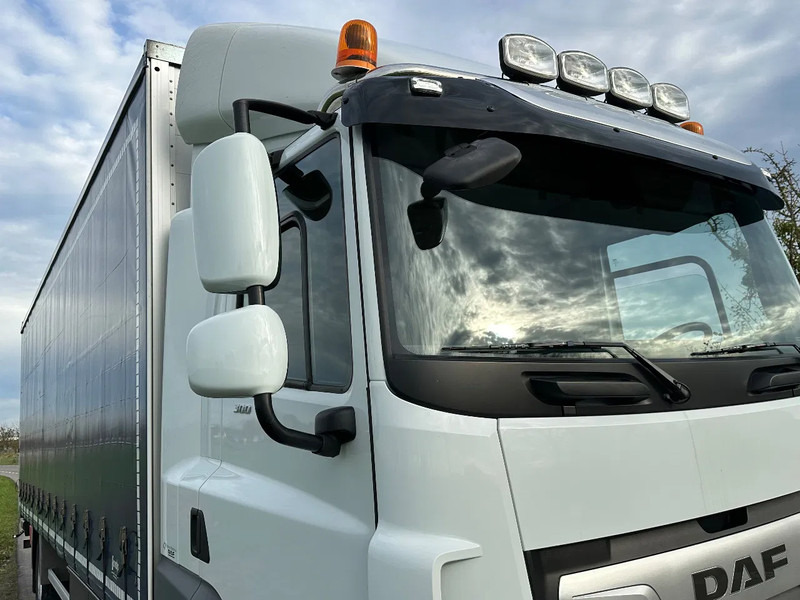 Camion à rideaux coulissants DAF CF 300 CF300 EURO6. 2020. 845x246x260: photos 11 Camion à rideaux coulissants DAF CF 300 CF300 EURO6. 2020. 845x246x260: photos 11