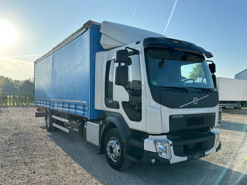 Volvo FL FL280.16 EURO6. 2022. OPRIJWAGEN , PAARDENWAGEN. - Châssis cabine: photos 2 Volvo FL FL280.16 EURO6. 2022. OPRIJWAGEN , PAARDENWAGEN. - Châssis cabine: photos 2