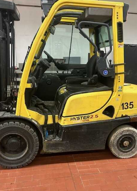 Hyster H2.5FT - Chariot élévateur diesel: photos 1 Hyster H2.5FT - Chariot élévateur diesel: photos 1
