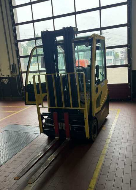 Hyster J1.6XNT MWB - Chariot élévateur électrique: photos 4 Hyster J1.6XNT MWB - Chariot élévateur électrique: photos 4