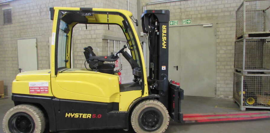 Hyster J5.0 XN6 Advance - Chariot élévateur électrique: photos 1 Hyster J5.0 XN6 Advance - Chariot élévateur électrique: photos 1