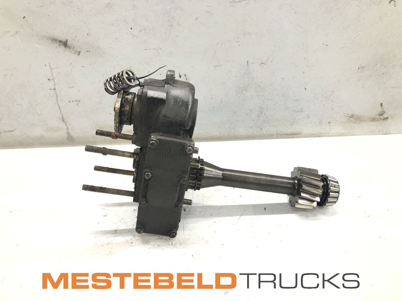 DAF PTO + as + pomp 75 - Hydraulique pour Camion: photos 1 DAF PTO + as + pomp 75 - Hydraulique pour Camion: photos 1