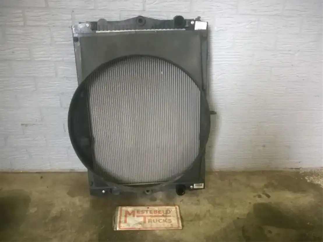 DAF Radiateur LF 55 - Système de refroidissement pour Camion: photos 1 DAF Radiateur LF 55 - Système de refroidissement pour Camion: photos 1