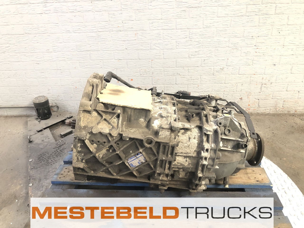 DAF Versnellingsbak 12 AS 2130 TD - Boîte de vitesse et pièces pour Camion: photos 3 DAF Versnellingsbak 12 AS 2130 TD - Boîte de vitesse et pièces pour Camion: photos 3
