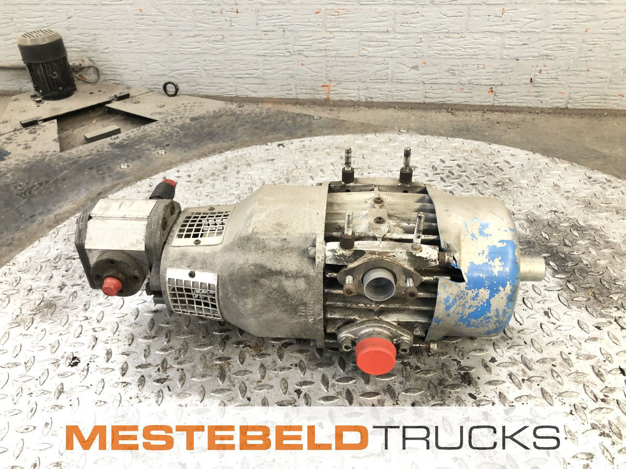 Diversen Compressor Blackmer E106 - Pièces de frein pour Camion: photos 1 Diversen Compressor Blackmer E106 - Pièces de frein pour Camion: photos 1