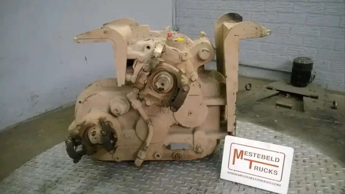 Diversen DIV. Tussenbak Meritor - Boîte de vitesse et pièces pour Camion: photos 1 Diversen DIV. Tussenbak Meritor - Boîte de vitesse et pièces pour Camion: photos 1